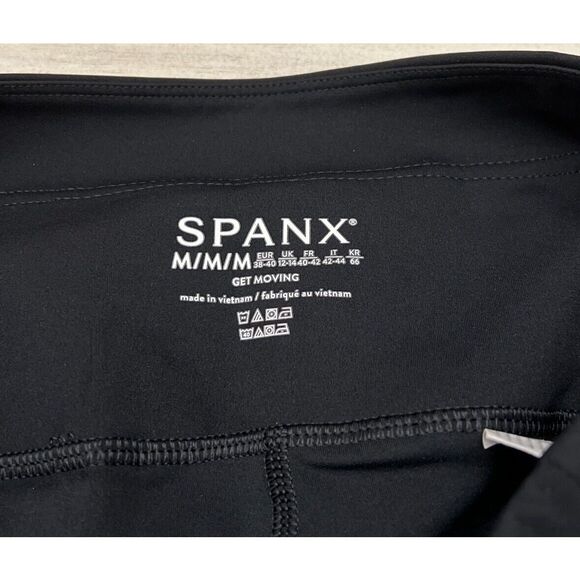 SPANX 50273R Womens Sz M Black Built-In Figure-Shaping Shorts Pleated Skort - Picture 8 of 9